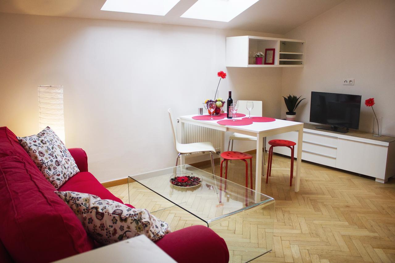 Apartment プラハ エクステリア 写真